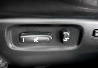 Подержанный автомобиль Toyota Land Cruiser Suv 2019 года (21 фото)