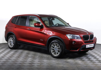 Подержанный автомобиль BMW X3 2012 года (3 фото)