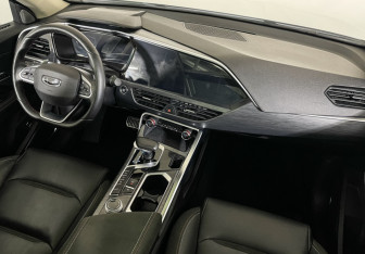 Подержанный автомобиль Geely Tugella 2021 года (9 фото)