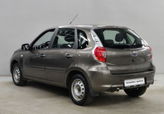 Подержанный автомобиль Datsun mi-DO 2017 года (7 фото)