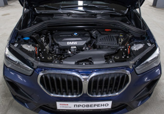 Подержанный автомобиль BMW X1 2020 года (9 фото)