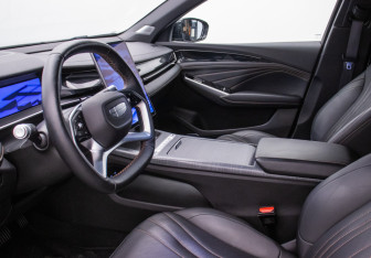 Подержанный автомобиль Geely Preface 2024 года (10 фото)