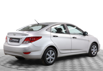 Подержанный автомобиль Hyundai Solaris Sedan 2014 года (5 фото)