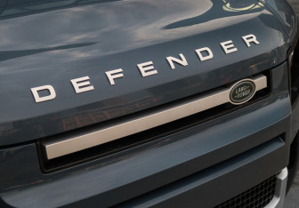 Подержанный автомобиль Land Rover Defender Suv 2020 года (34 фото)