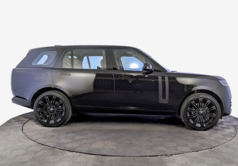 Подержанный автомобиль Land Rover Range Rover 2023 года (4 фото)