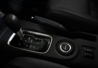 Подержанный автомобиль Mitsubishi Outlander 2016 года (21 фото)
