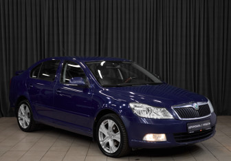 Подержанный автомобиль Skoda Octavia Liftback 2012 года (3 фото)