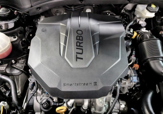 Подержанный автомобиль Kia Sorento 2021 года (9 фото)