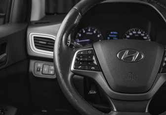 Подержанный автомобиль Hyundai Solaris Sedan 2019 года (14 фото)