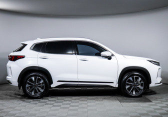 Подержанный автомобиль Exeed LX 2024 года (4 фото)