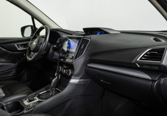 Подержанный автомобиль Subaru Forester Suv 2018 года (9 фото)