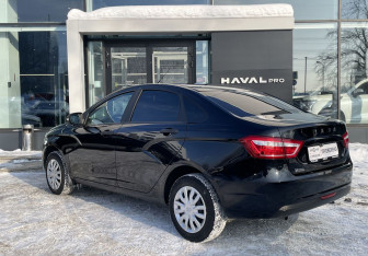 Подержанный автомобиль LADA (ВАЗ) Vesta Sedan 2021 года (7 фото)