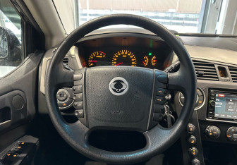 Подержанный автомобиль SsangYong Kyron 2013 года (13 фото)