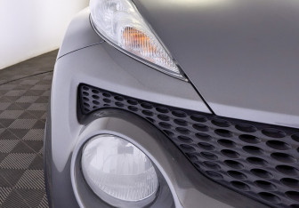 Подержанный автомобиль Nissan Juke 2014 года (11 фото)