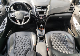 Подержанный автомобиль Hyundai Solaris Sedan 2016 года (10 фото)