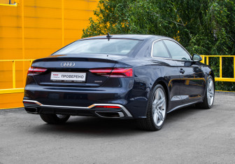 Подержанный автомобиль Audi A5 Coupe 2022 года (4 фото)