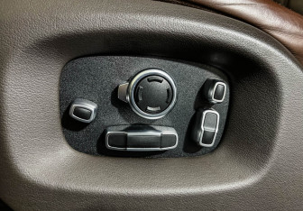 Подержанный автомобиль Land Rover Range Rover 2017 года (19 фото)