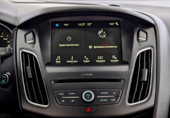 Подержанный автомобиль Ford Focus Wagon 2018 года (15 фото)