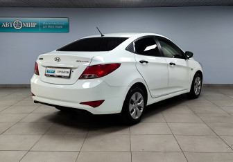 Подержанный автомобиль Hyundai Solaris Sedan 2014 года (5 фото)