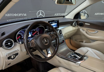 Подержанный автомобиль Mercedes-Benz GLC Coupe 2017 года (11 фото)