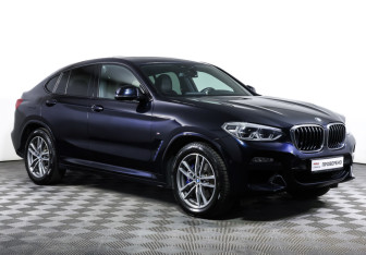 Подержанный автомобиль BMW X4 2018 года (3 фото)