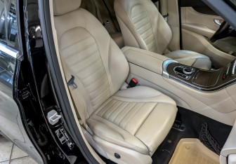 Подержанный автомобиль Mercedes-Benz GLC Coupe 2015 года (22 фото)