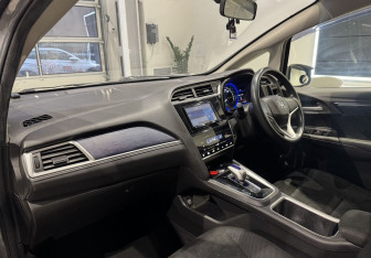 Подержанный автомобиль Honda Shuttle Wagon 2017 года (10 фото)