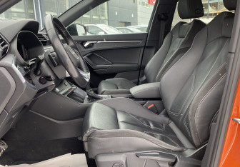 Подержанный автомобиль Audi Q3 2020 года (14 фото)