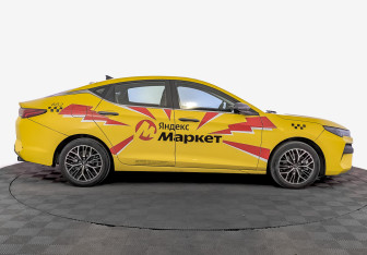 Подержанный автомобиль Москвич 6 2023 года (4 фото)