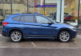 Подержанный автомобиль BMW X1 2021 года (4 фото)