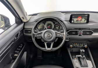 Подержанный автомобиль Mazda CX-5 2020 года (22 фото)