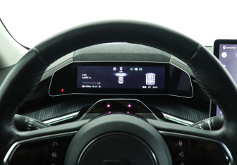 Подержанный автомобиль Zeekr 001 2023 года (11 фото)