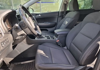 Подержанный автомобиль Kia Sportage 2019 года (10 фото)
