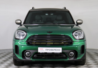 Подержанный автомобиль MINI Countryman 2021 года (2 фото)