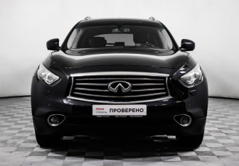 Подержанный автомобиль Infiniti QX70 2014 года (2 фото)