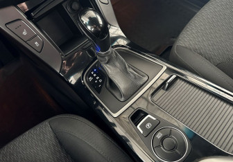Подержанный автомобиль Hyundai i40 Sedan 2015 года (15 фото)
