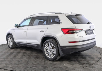Подержанный автомобиль Skoda Kodiaq 2019 года (7 фото)