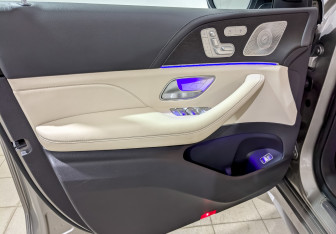 Подержанный автомобиль Mercedes-Benz GLE 2019 года (19 фото)
