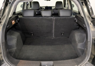 Подержанный автомобиль Москвич 3 2023 года (10 фото)