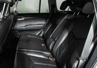 Подержанный автомобиль SsangYong Kyron 2014 года (13 фото)