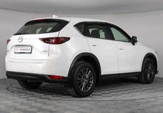 Подержанный автомобиль Mazda CX-5 2019 года (5 фото)