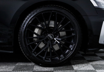 Подержанный автомобиль Audi A5 Liftback 2020 года (15 фото)