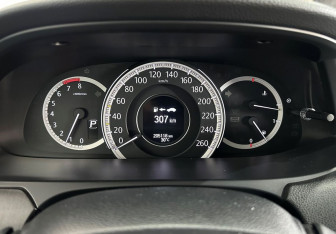 Подержанный автомобиль Honda Accord Sedan 2013 года (13 фото)