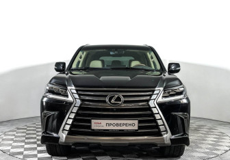 Подержанный автомобиль Lexus LX 2016 года (2 фото)