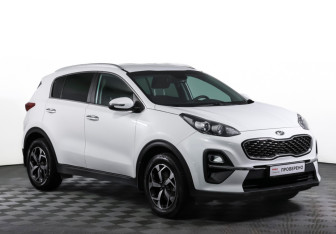 Подержанный автомобиль Kia Sportage 2021 года (3 фото)