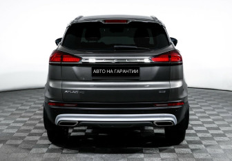 Подержанный автомобиль Geely Atlas Pro 2022 года (7 фото)