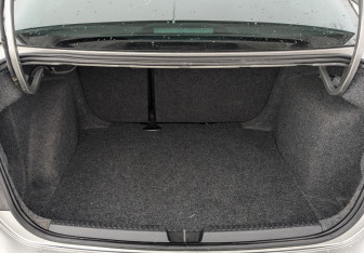 Подержанный автомобиль Volkswagen Polo Sedan 2020 года (10 фото)