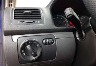 Подержанный автомобиль Volkswagen Jetta Sedan 2008 года (20 фото)