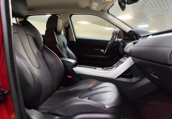 Подержанный автомобиль Land Rover Range Rover Evoque 2012 года (13 фото)