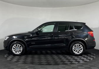Подержанный автомобиль BMW X3 2017 года (5 фото)